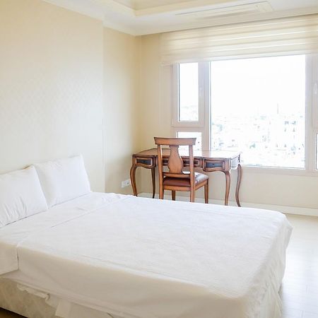 Cantavil Hoan Cau Aparthotel Ho Chi Minh-stad Buitenkant foto
